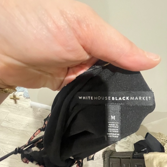 Floral White House black market dress - Picture 2 of 3
